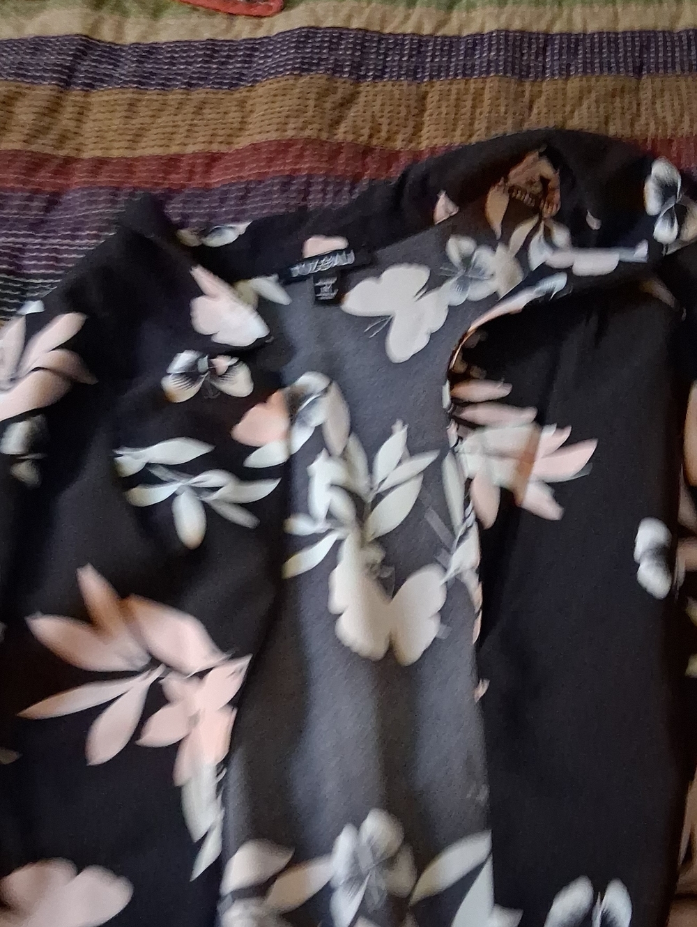 Roz&Ali Black Floral Long Beautiful Sweater Or Jacket  with Pink & Cream Flowers